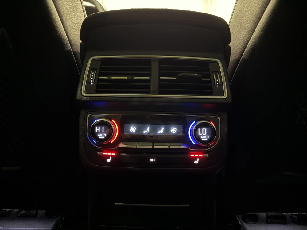 2017 Audi SQ7 – nuotrauka 26