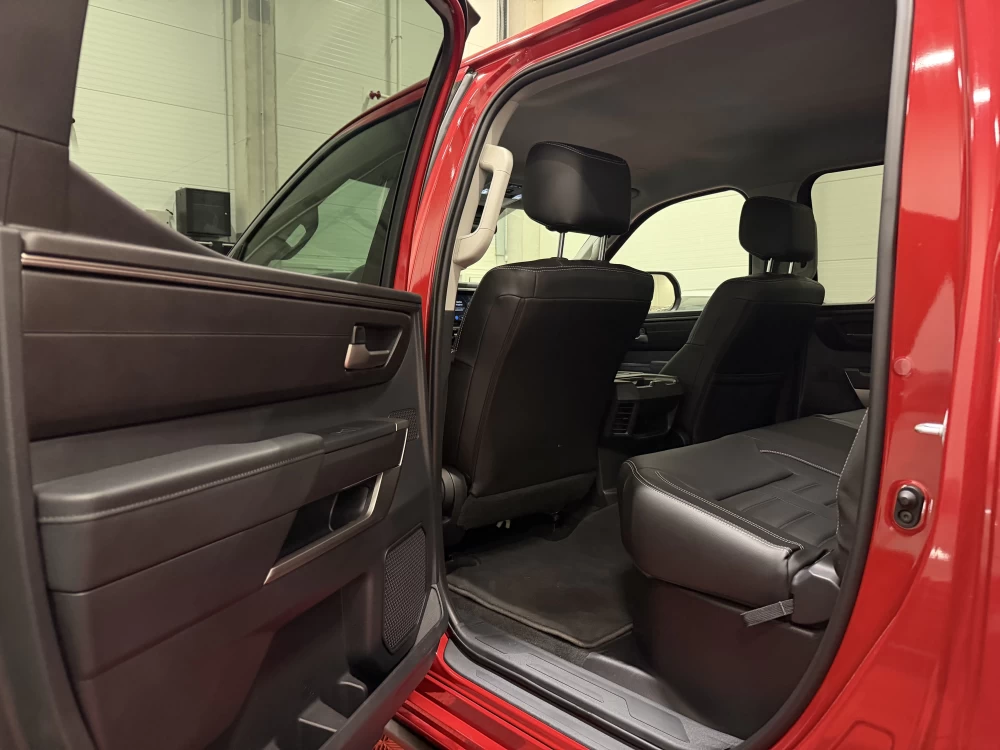 2022 Toyota Tundra – nuotrauka 31