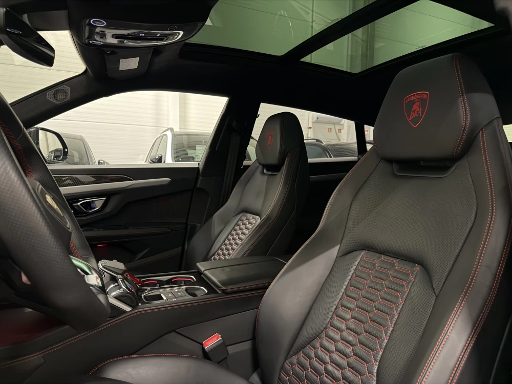 2020 Lamborghini Urus – nuotrauka 15