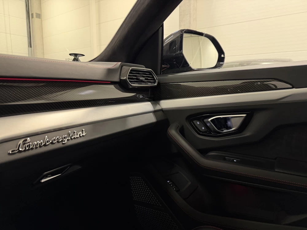 2020 Lamborghini Urus – nuotrauka 23