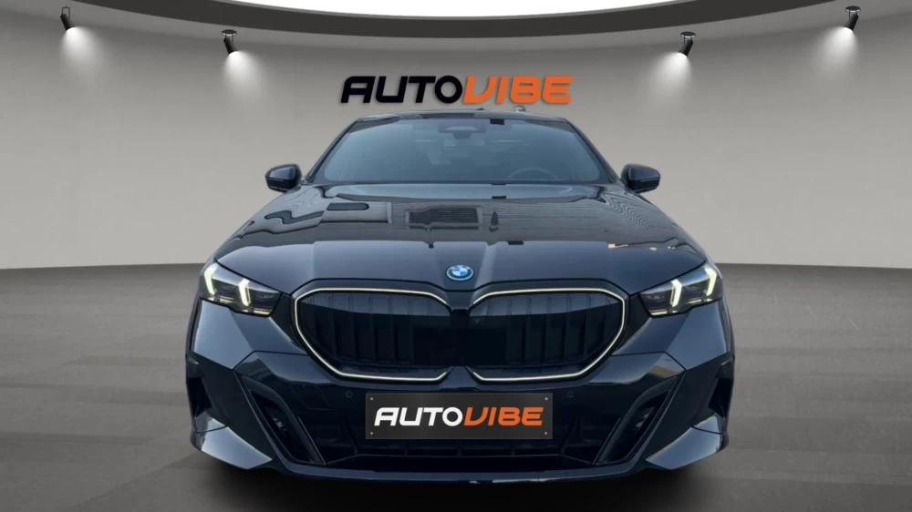 2024 BMW 550 – nuotrauka 2
