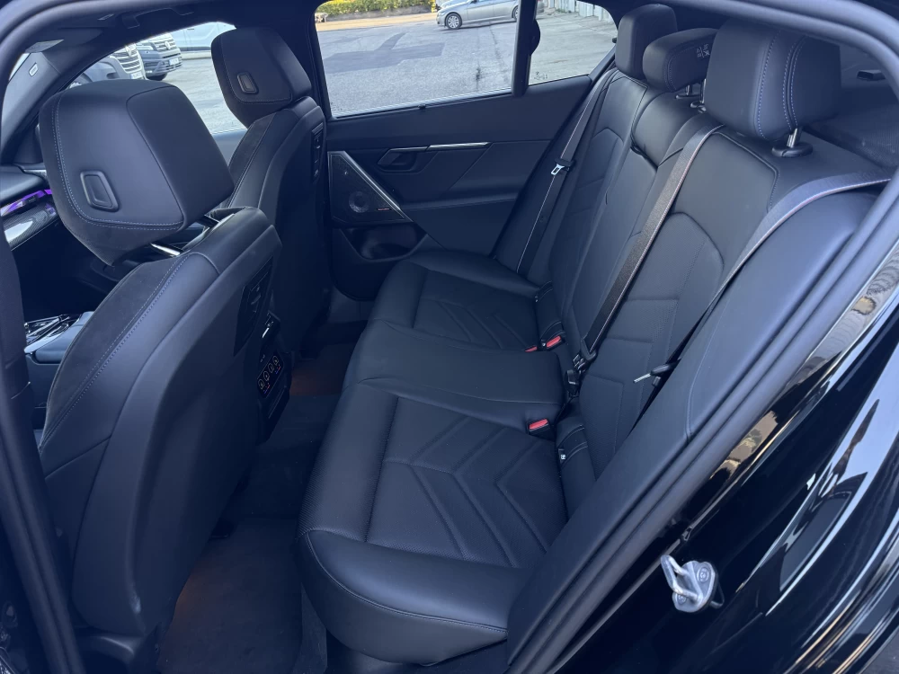 2024 BMW 550 – nuotrauka 25