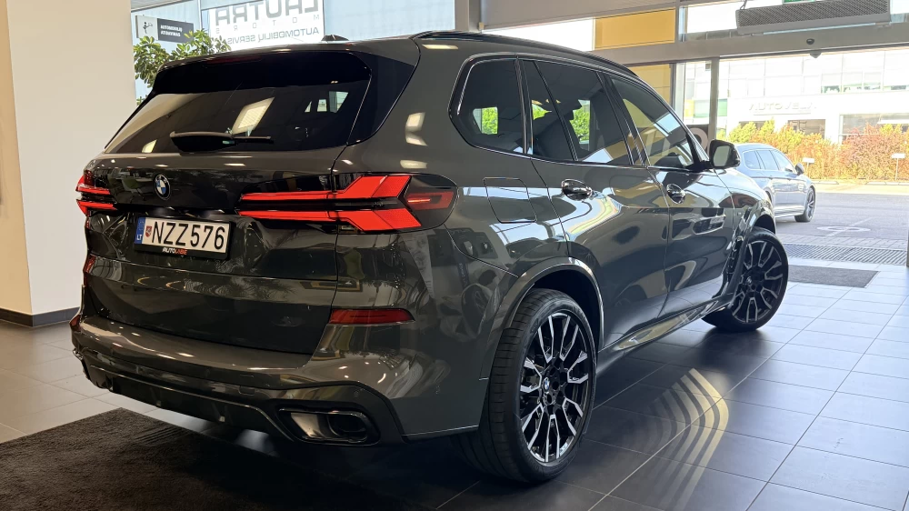 2025 BMW X5 – nuotrauka 7