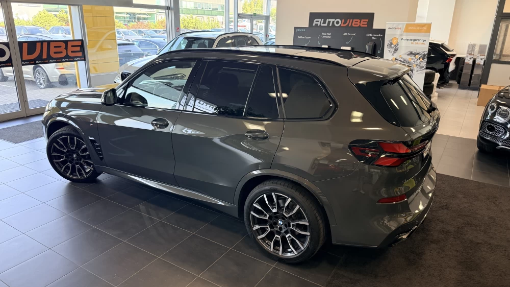 2025 BMW X5 – nuotrauka 18