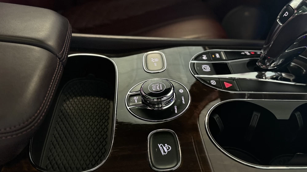2019 Bentley Bentayga – nuotrauka 12
