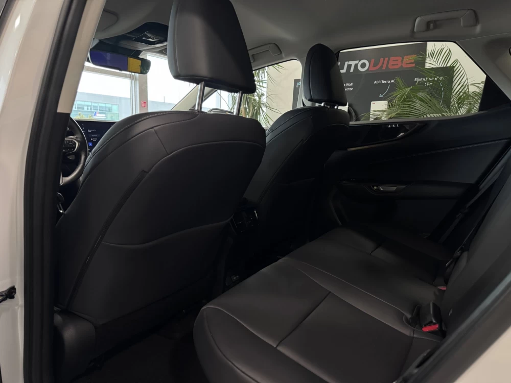 2022 Lexus NX 450h+ – nuotrauka 14