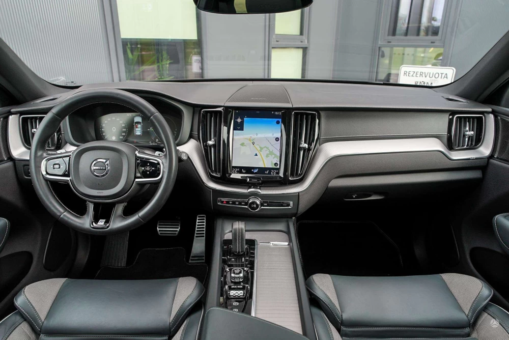 2020 Volvo XC60 – nuotrauka 18