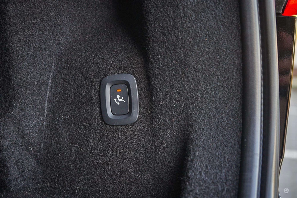 2021 Volvo XC60 – nuotrauka 14