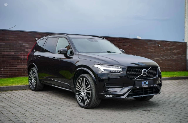 2021 Volvo XC90