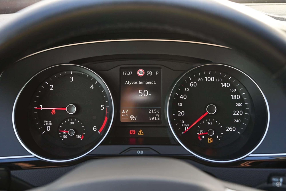 2021 Volkswagen Passat Alltrack – nuotrauka 23