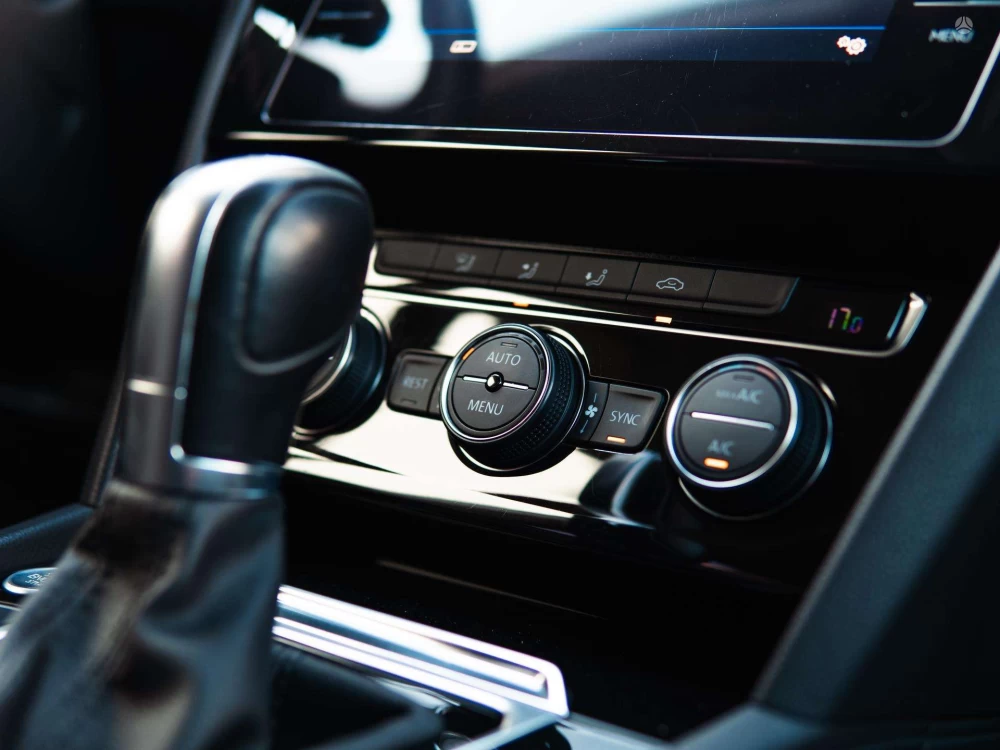2018 Volkswagen Arteon – nuotrauka 23