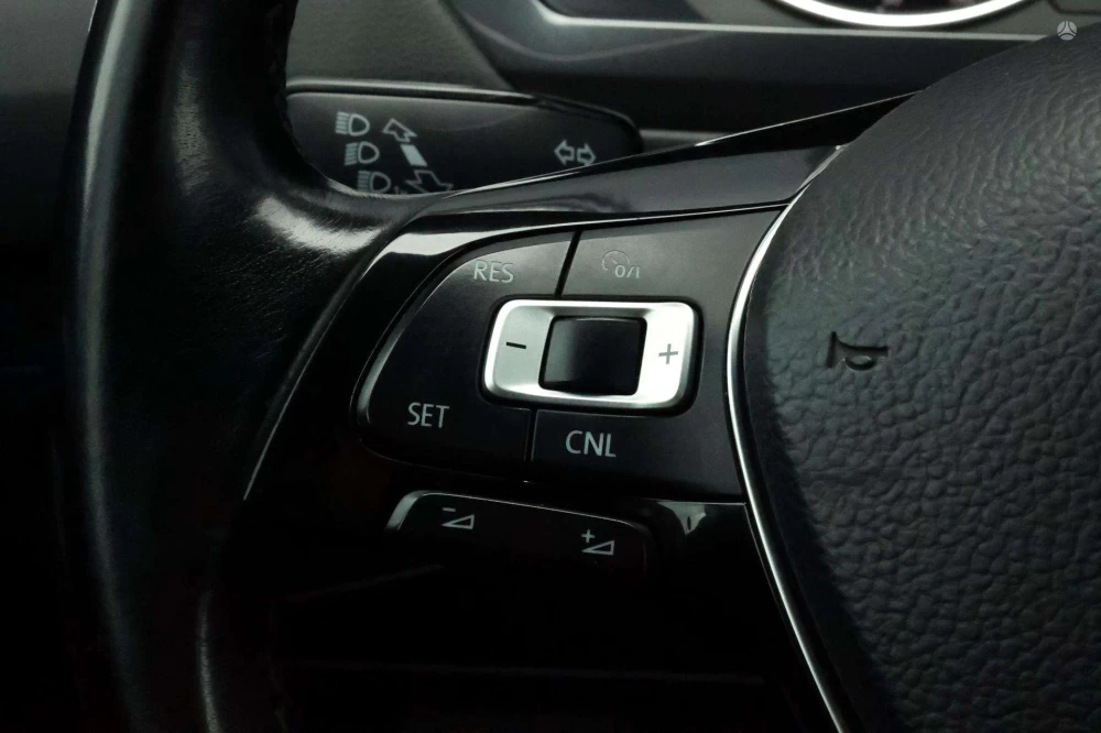 2018 Volkswagen Tiguan – nuotrauka 16