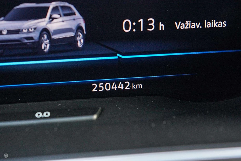 2018 Volkswagen Tiguan – nuotrauka 27