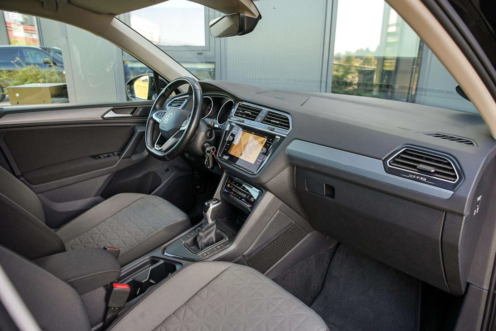 2020 Volkswagen Tiguan – nuotrauka 34