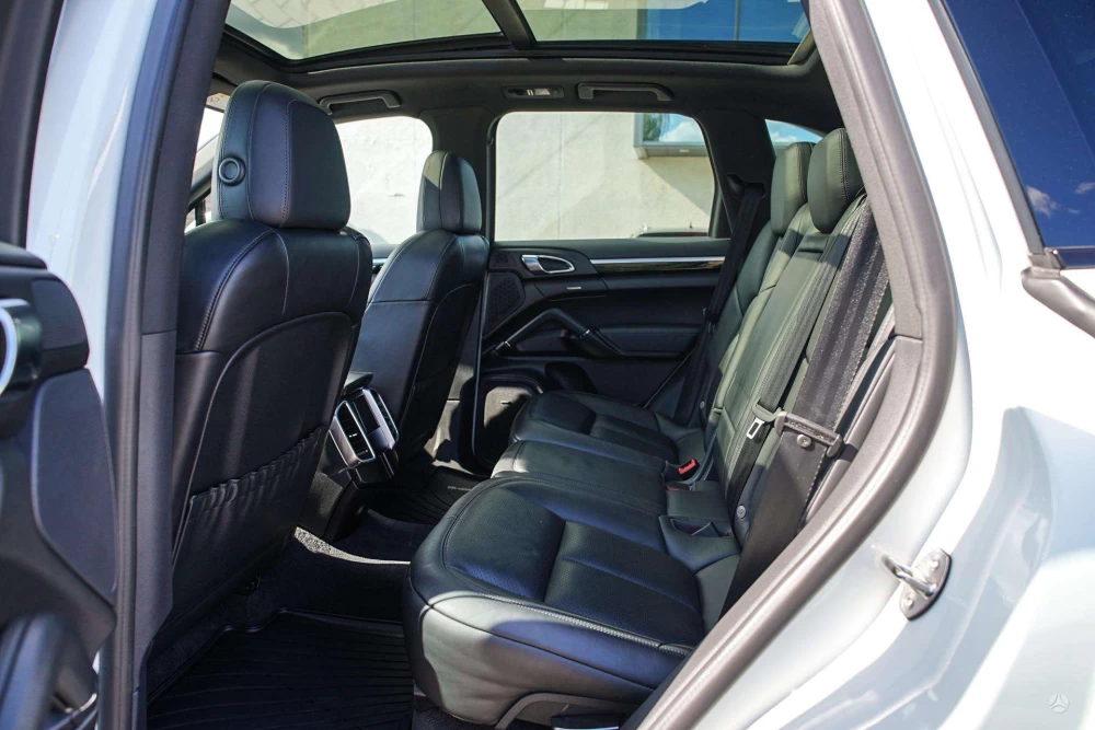 2016 Porsche Cayenne – nuotrauka 30
