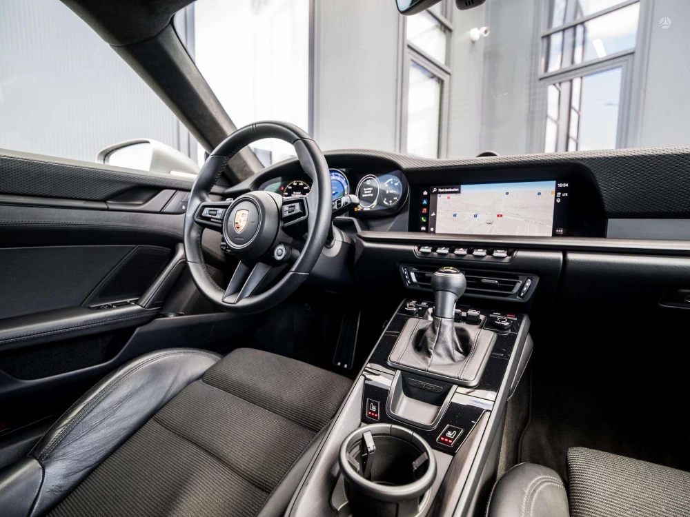 2022 Porsche 911 – nuotrauka 32