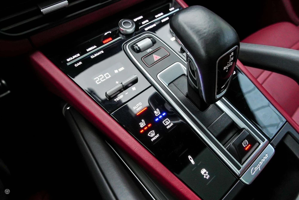 2019 Porsche Cayenne – nuotrauka 21