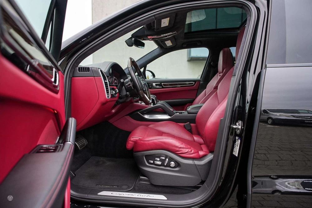 2019 Porsche Cayenne – nuotrauka 27