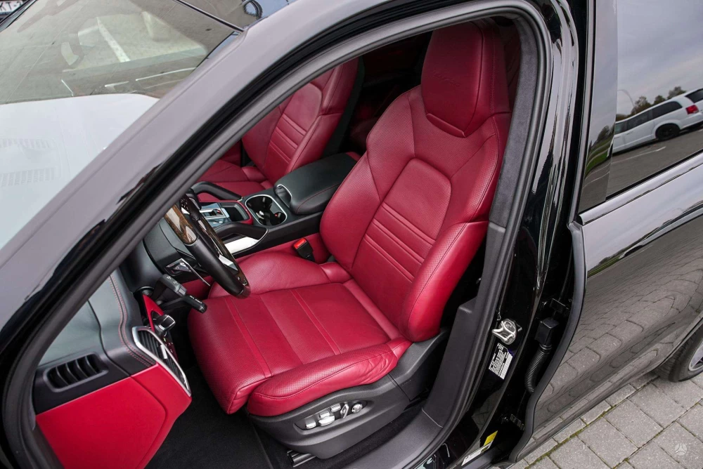 2019 Porsche Cayenne – nuotrauka 29