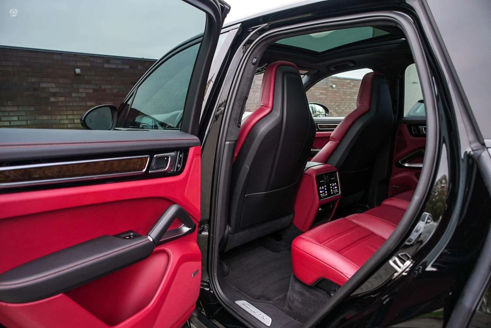 2019 Porsche Cayenne – nuotrauka 36