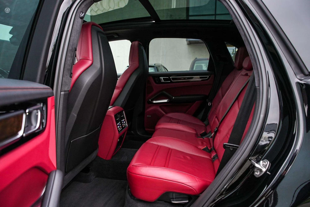 2019 Porsche Cayenne – nuotrauka 37