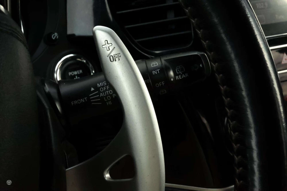 2019 Mitsubishi Outlander – nuotrauka 22
