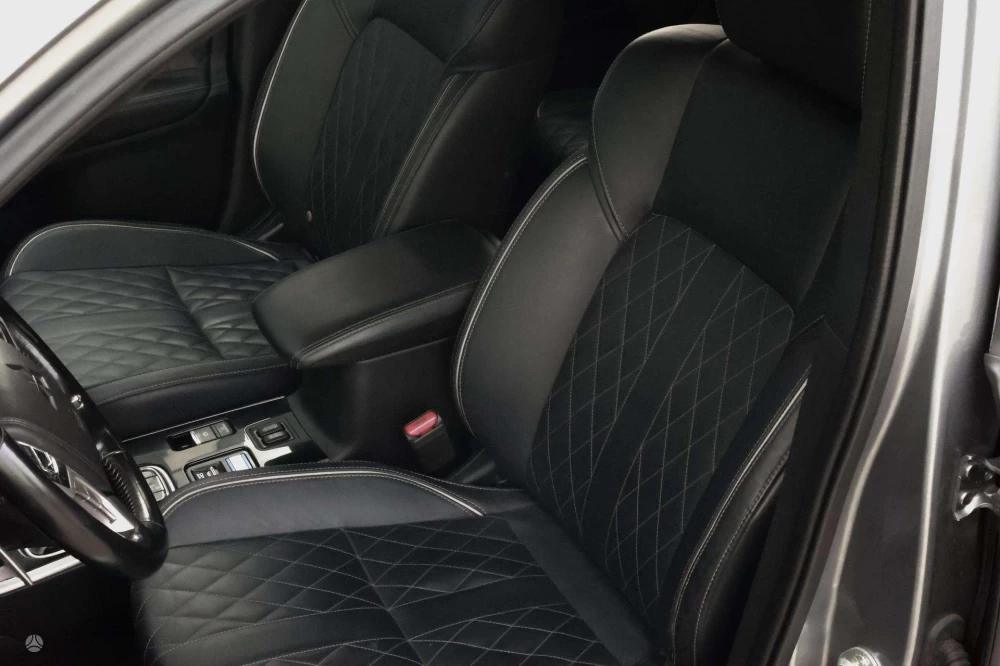 2019 Mitsubishi Outlander – nuotrauka 25