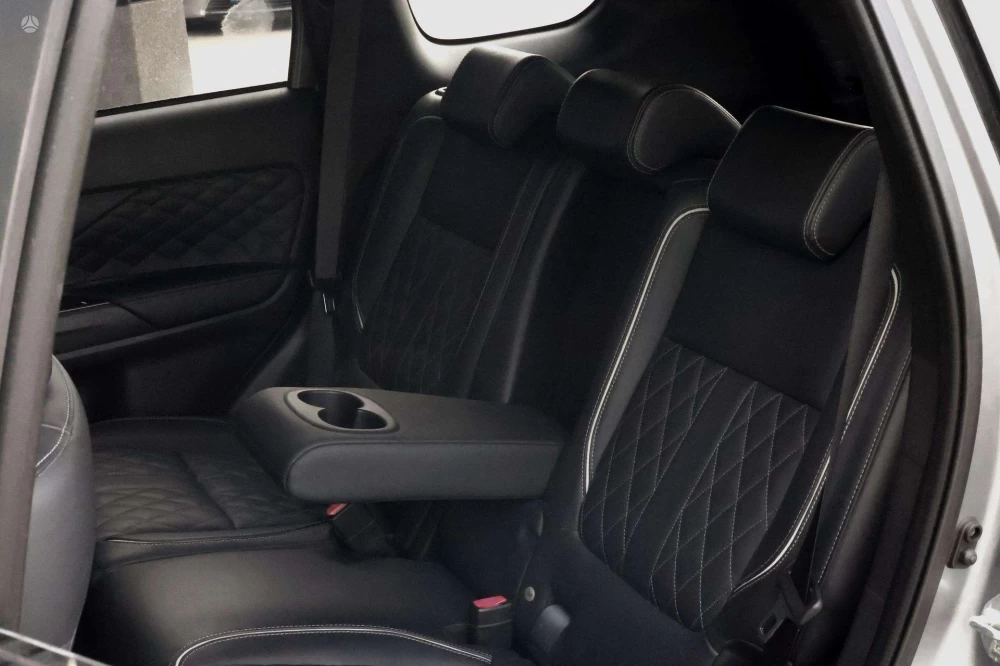 2019 Mitsubishi Outlander – nuotrauka 34