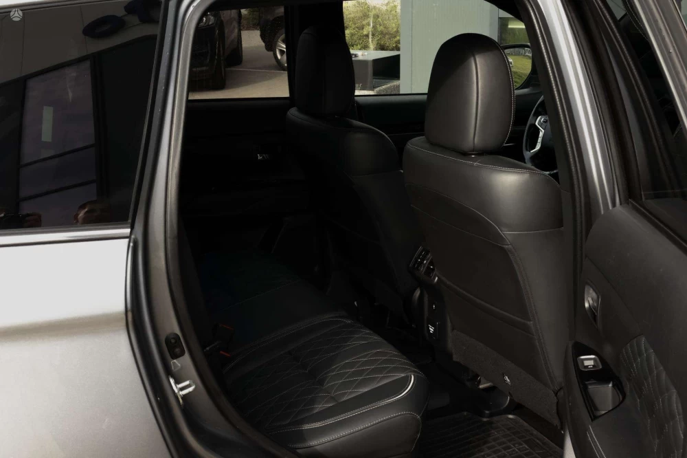2019 Mitsubishi Outlander – nuotrauka 36