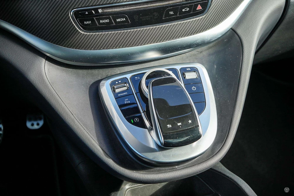 2019 Mercedes-Benz V300 – nuotrauka 18