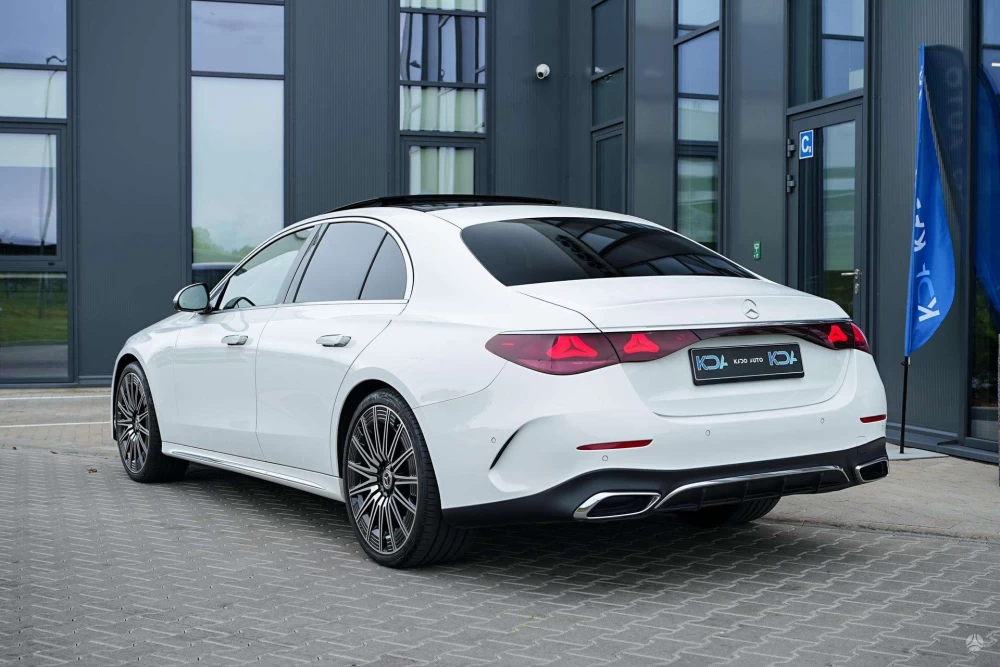 2024 Mercedes-Benz E220 – nuotrauka 9
