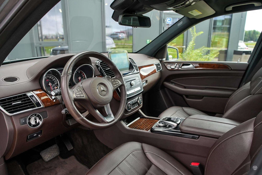 2017 Mercedes-Benz GLS450 – nuotrauka 25