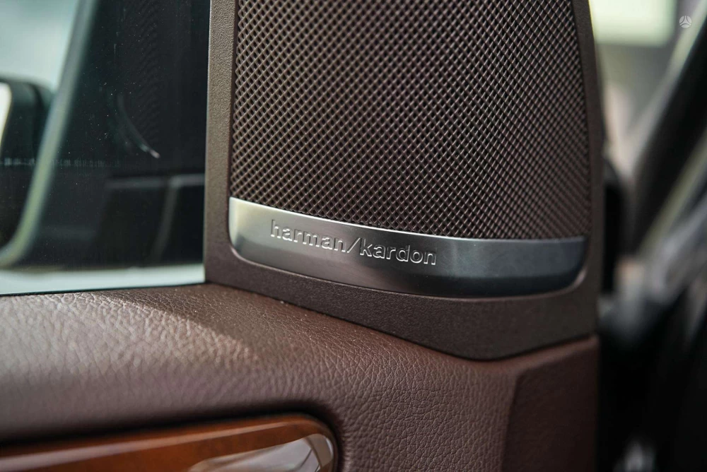 2017 Mercedes-Benz GLS450 – nuotrauka 32