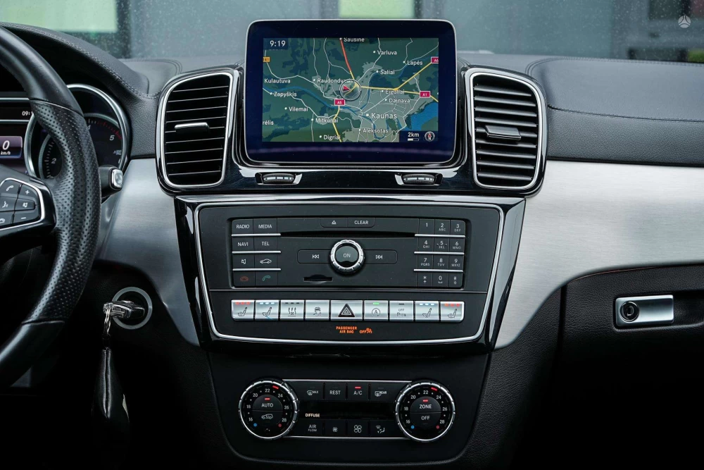 2017 Mercedes-Benz GLE Coupe 350 – nuotrauka 19