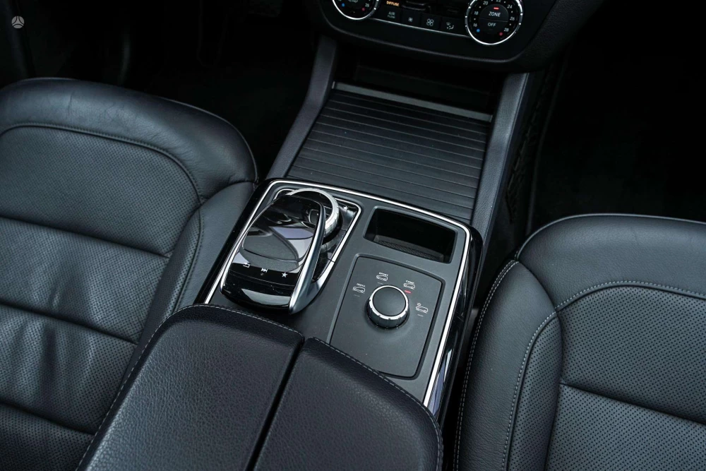 2017 Mercedes-Benz GLE Coupe 350 – nuotrauka 22