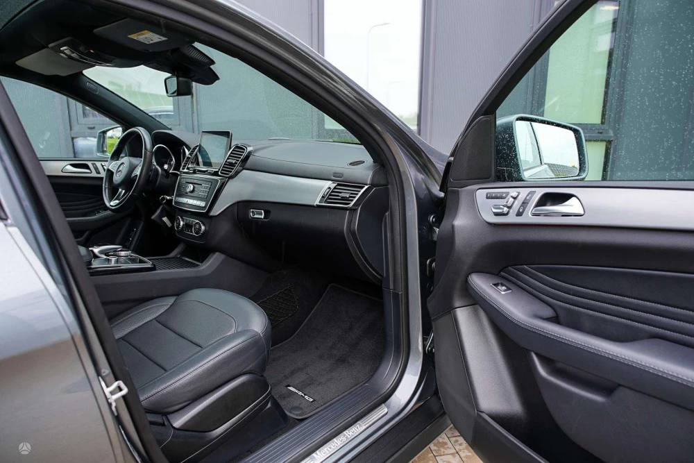 2017 Mercedes-Benz GLE Coupe 350 – nuotrauka 40
