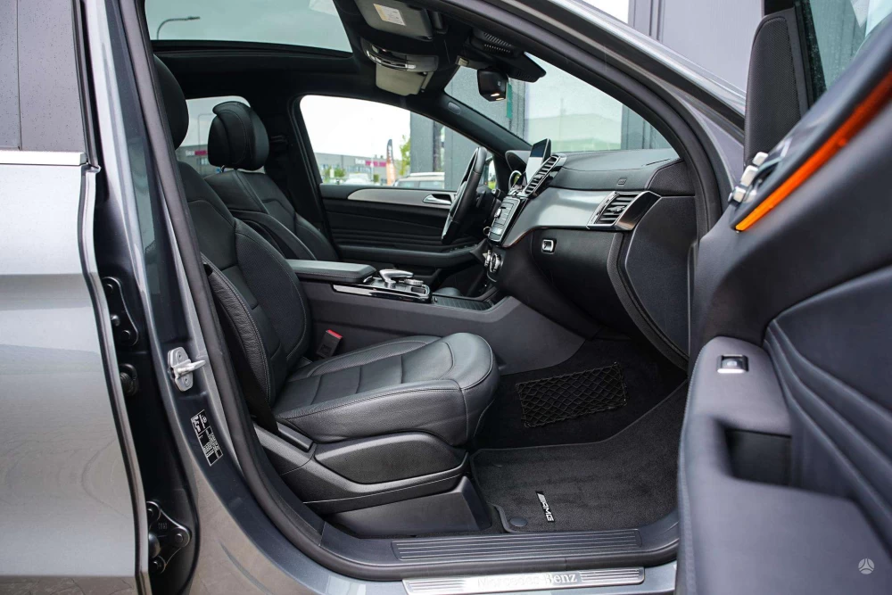 2017 Mercedes-Benz GLE Coupe 350 – nuotrauka 41