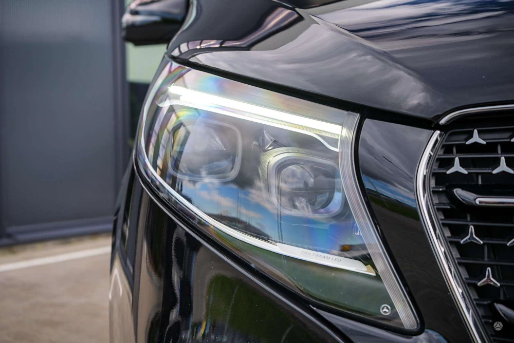 2025 Mercedes-Benz V300 – nuotrauka 5