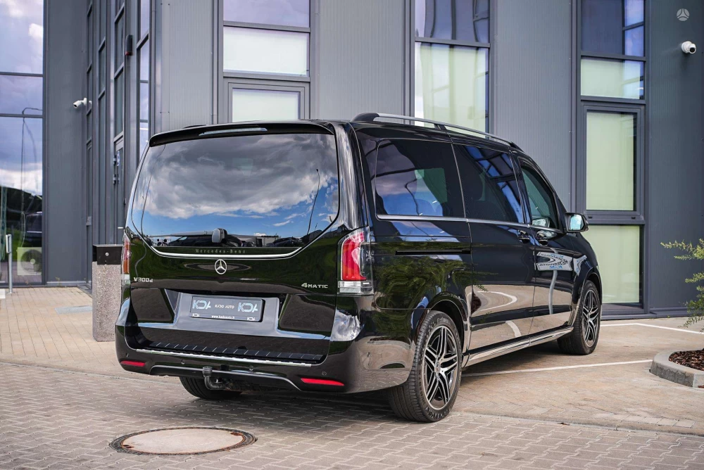 2025 Mercedes-Benz V300 – nuotrauka 8