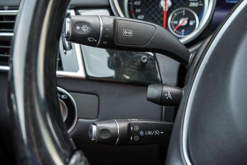 2015 Mercedes-Benz GLE Coupe 350 – nuotrauka 34