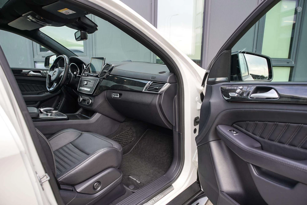 2015 Mercedes-Benz GLE Coupe 350 – nuotrauka 41