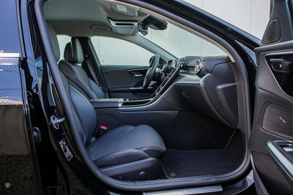 2021 Mercedes-Benz C220 – nuotrauka 40