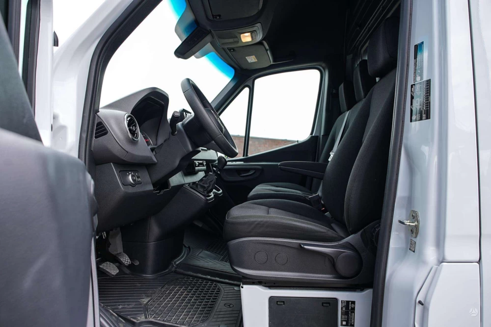 2025 Mercedes-Benz Sprinter – nuotrauka 18