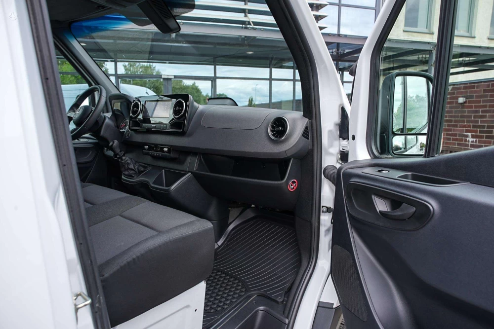 2025 Mercedes-Benz Sprinter – nuotrauka 33