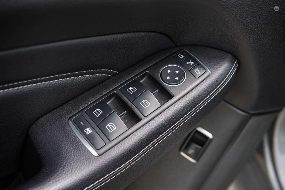 2015 Mercedes-Benz ML350 – nuotrauka 31