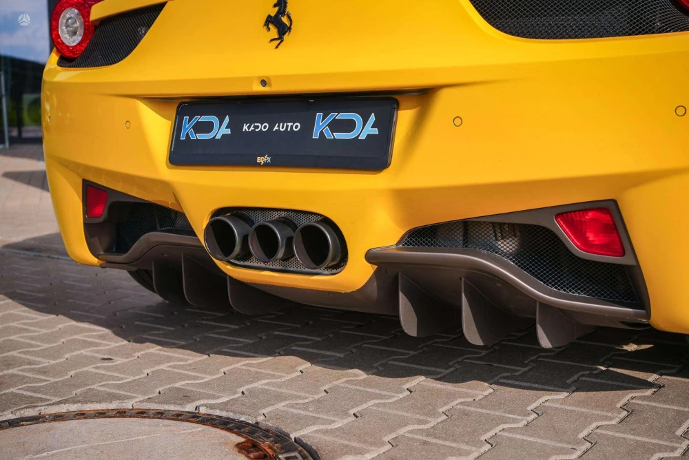 2014 Ferrari 458 – nuotrauka 10