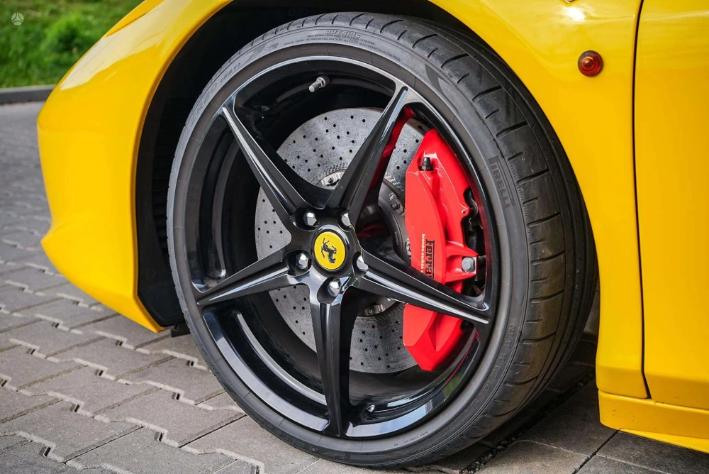 2014 Ferrari 458 – nuotrauka 11