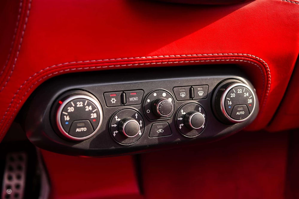 2014 Ferrari 458 – nuotrauka 23