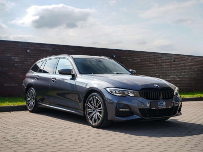 2022 BMW 318