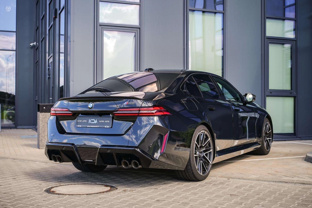 2024 BMW M5 – nuotrauka 10